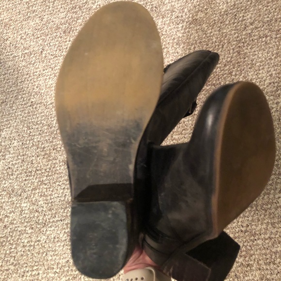 Leather boots - Picture 3 of 5